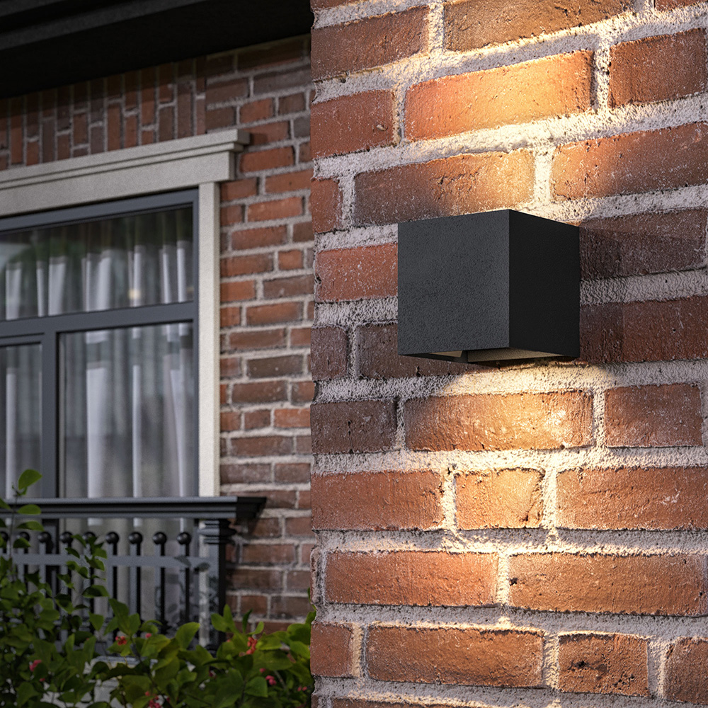Outdoor_Wall_Scene_4_Cube