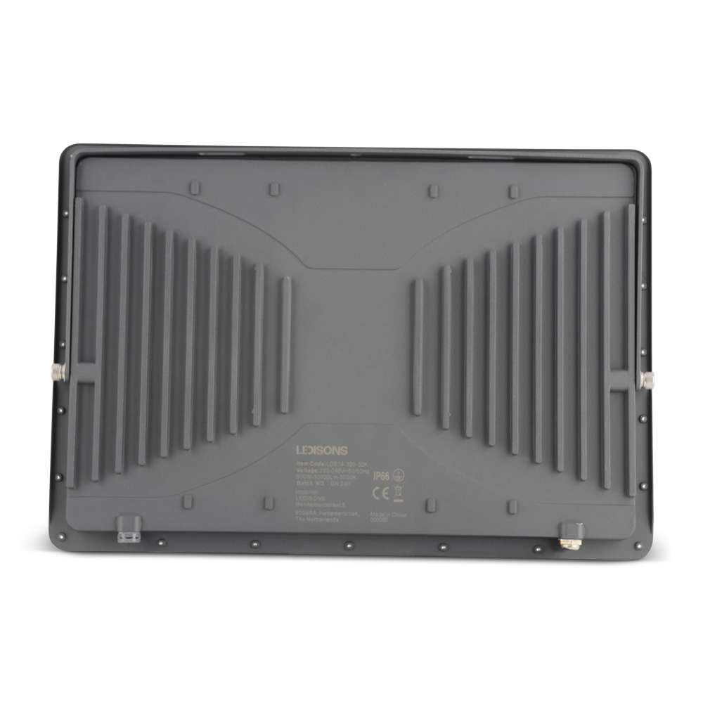 Karviko_300W_01