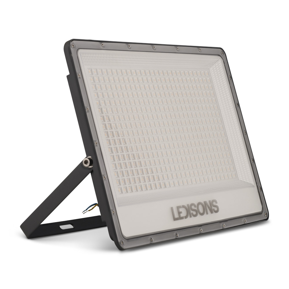 Karviko_300W_03